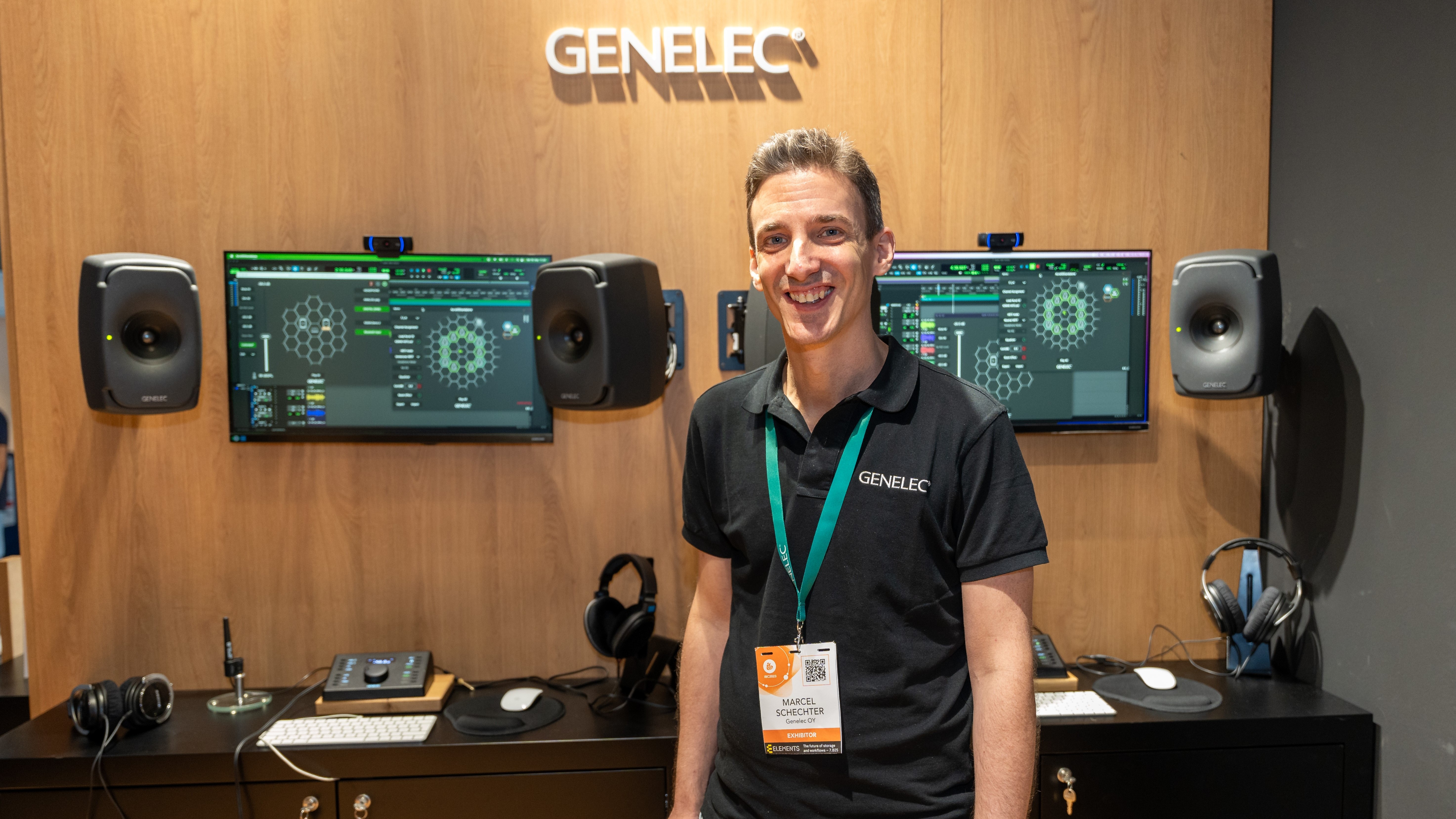 Schechter: ’A single controller for in room monitoring, but with the ability to also use headphones’
